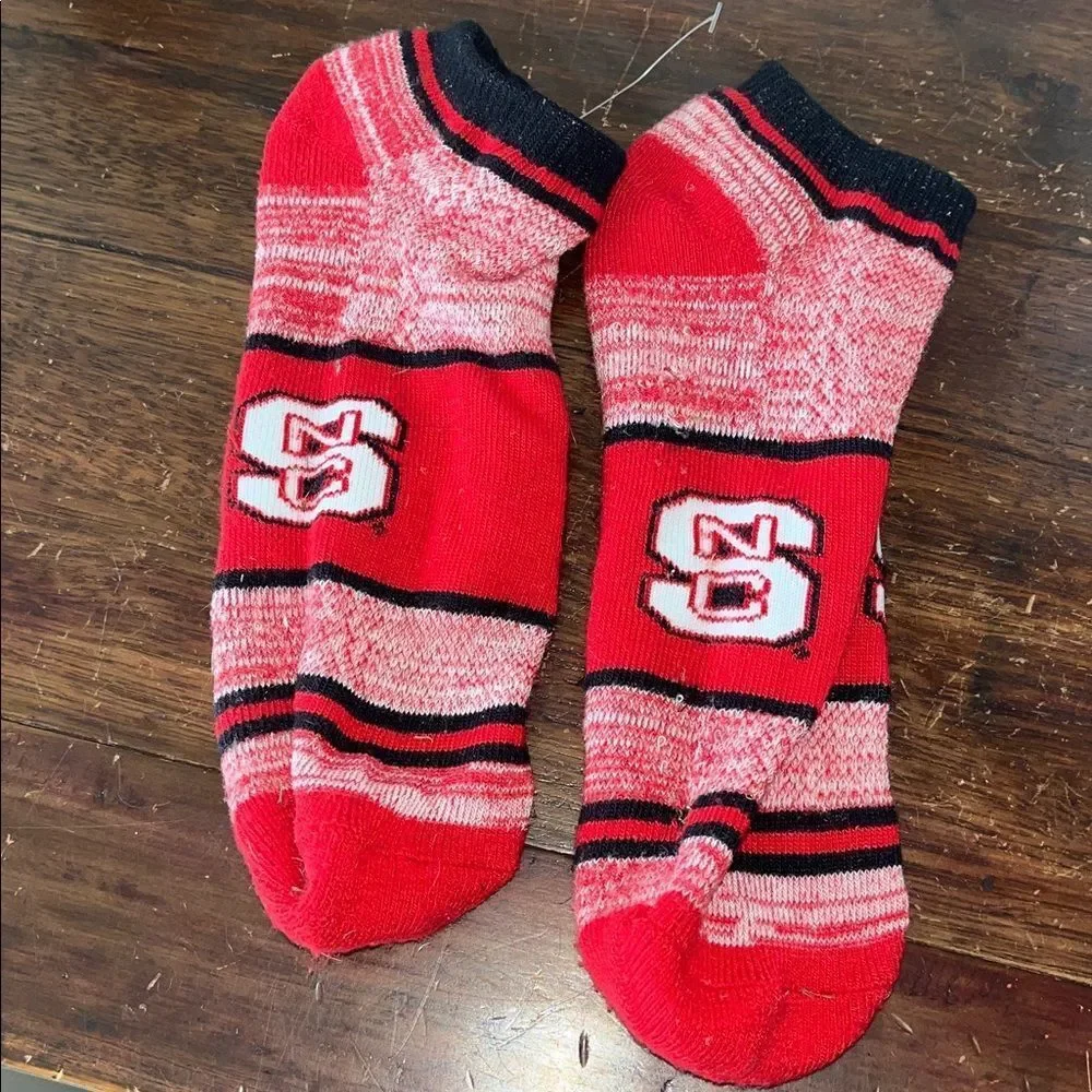 NC State Wolfpack North Carolina Red Black White sport tennis pickleball socks